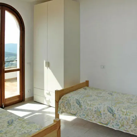 Locazione Turistica Casa Ginestra Apartment *